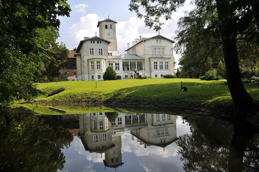 Agroturystyka "Palac W Janowie" Exterior photo